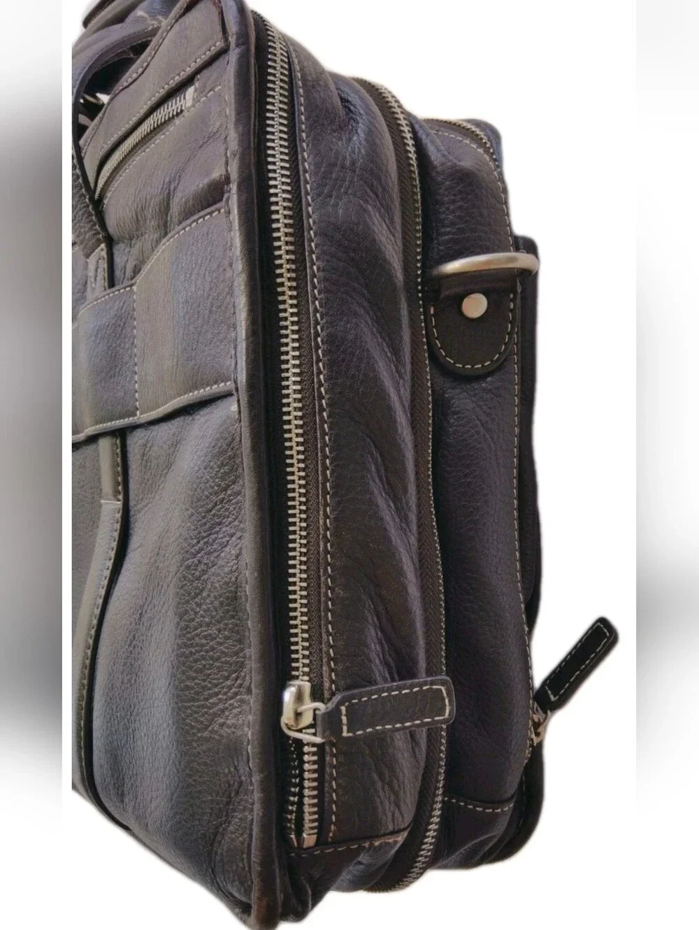 Levenger Luxury Pebbled Leather Expandable Briefcase.